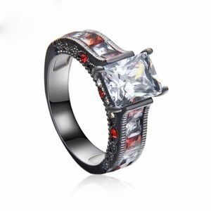 Huibi lv, New, Pomegranate Red and White Zircon Ring, Size 8.